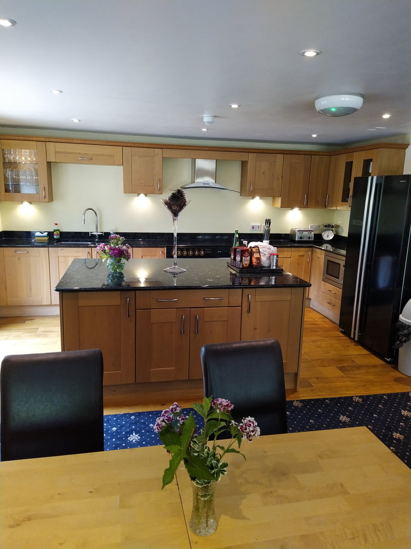 The kitchen is the heart of the building, ideal for large groups and family celebrations